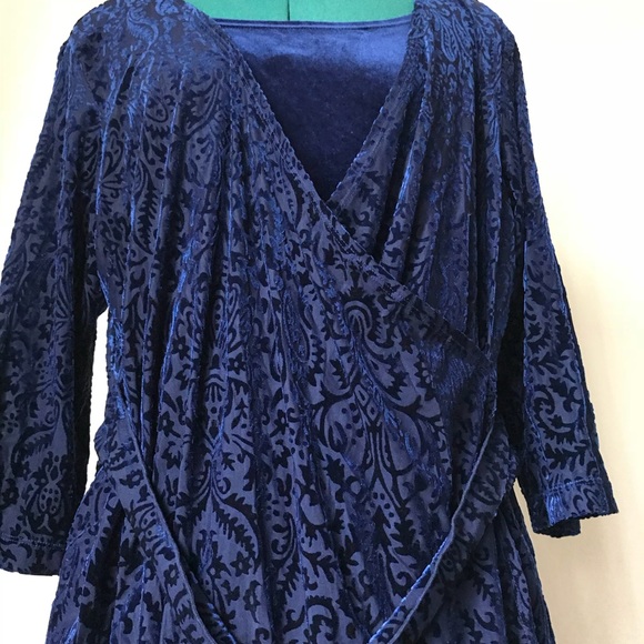 SOLDblue velvet lace belted blouse sz 18/20 - Picture 3 of 5